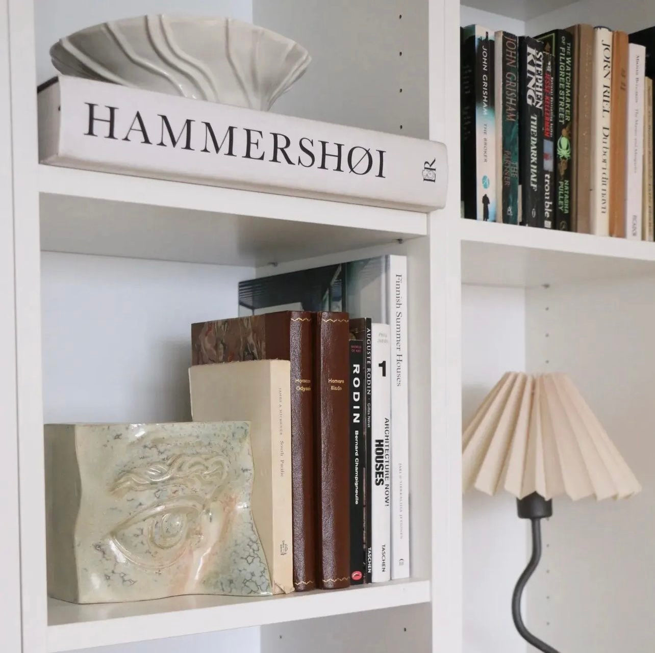 Jacob Laoru | Bookend Eye (Right): Firkantet højre bogstøtte øje i glaseret stentøjsler i CrystalGreen Studio Hafnia