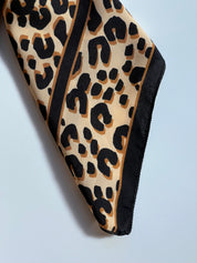 Tørklæde med Sort, Brunt og Beige Mønster | 45 x 50 cm Studio Hafnia