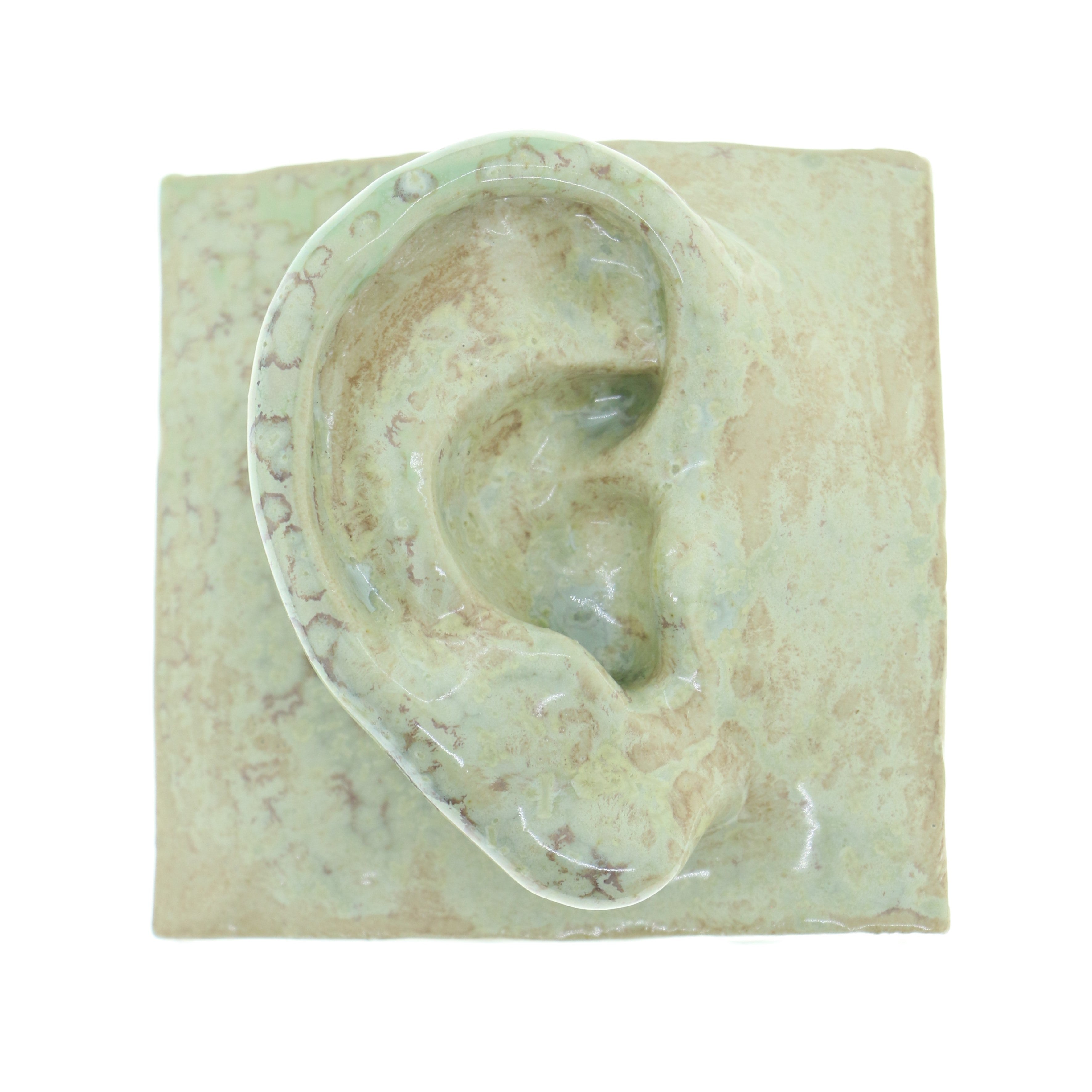 Jacob Laoru | Square Ear (Right): Firkantet øre i glaseret stentøjsler i CrystalGreen til væggen Studio Hafnia