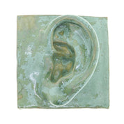 Jacob Laoru | Square Eye (Left): Firkantet øre i glaseret stentøjsler i CopperGreen til væggen Studio Hafnia