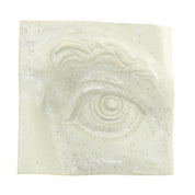 Jacob Larou | Square Eye (Left): Firkantet øje i glaseret stentøjsler i AntiqueWhite til væggen Studio Hafnia