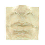 Jacob Laoru | Square Mouth (2): Firkantet mund i glaseret stentøjsler i CrystalGreen til væggen Studio Hafnia