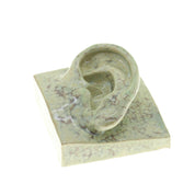 Jacob Laoru | Square Ear (Left): Firkantet øre i glaseret stentøjsler i CrystalGreen til væggen Studio Hafnia