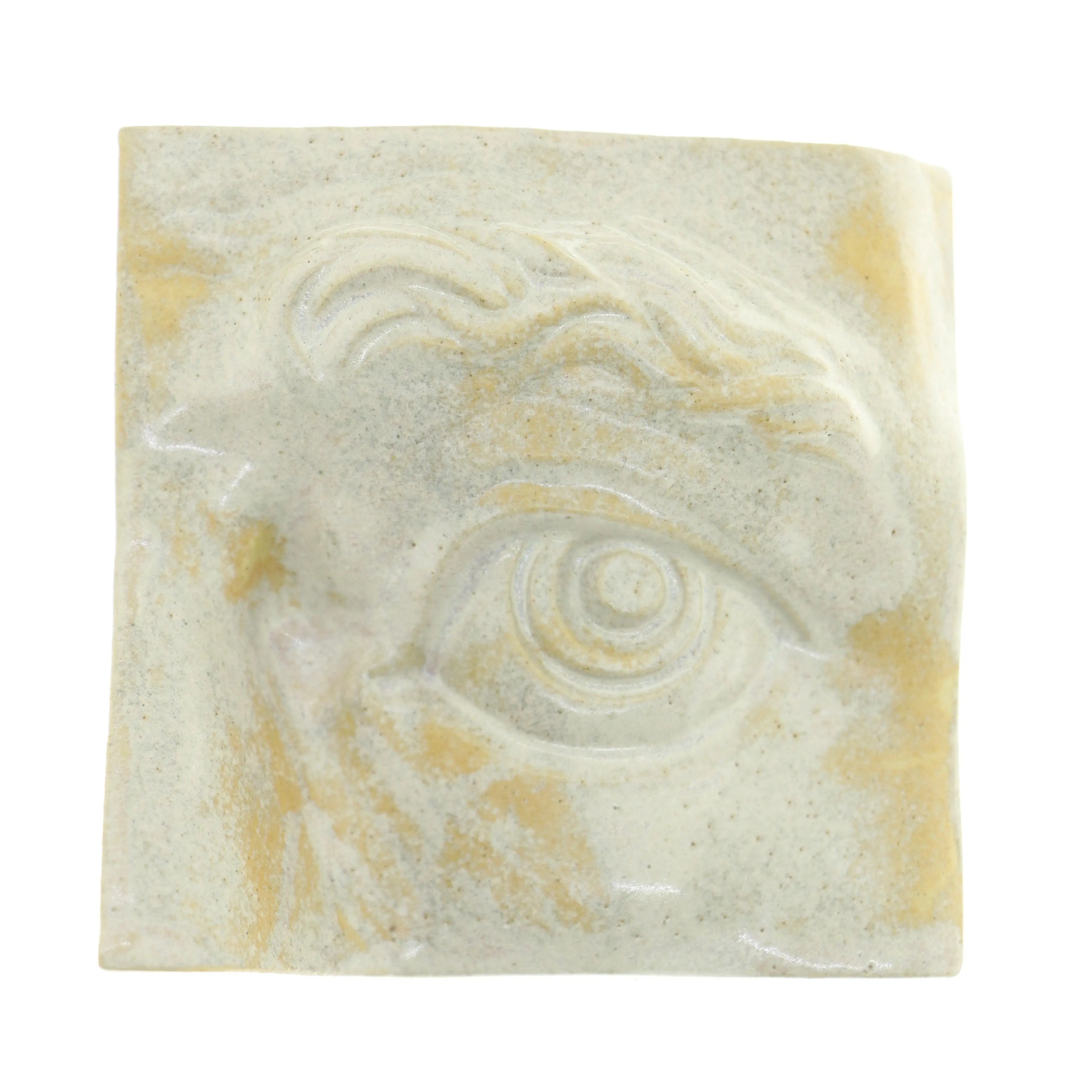 Jacob Larou | Square Eye (Left): Firkantet øje i glaseret stentøjsler i AntiqueWhite til væggen Studio Hafnia