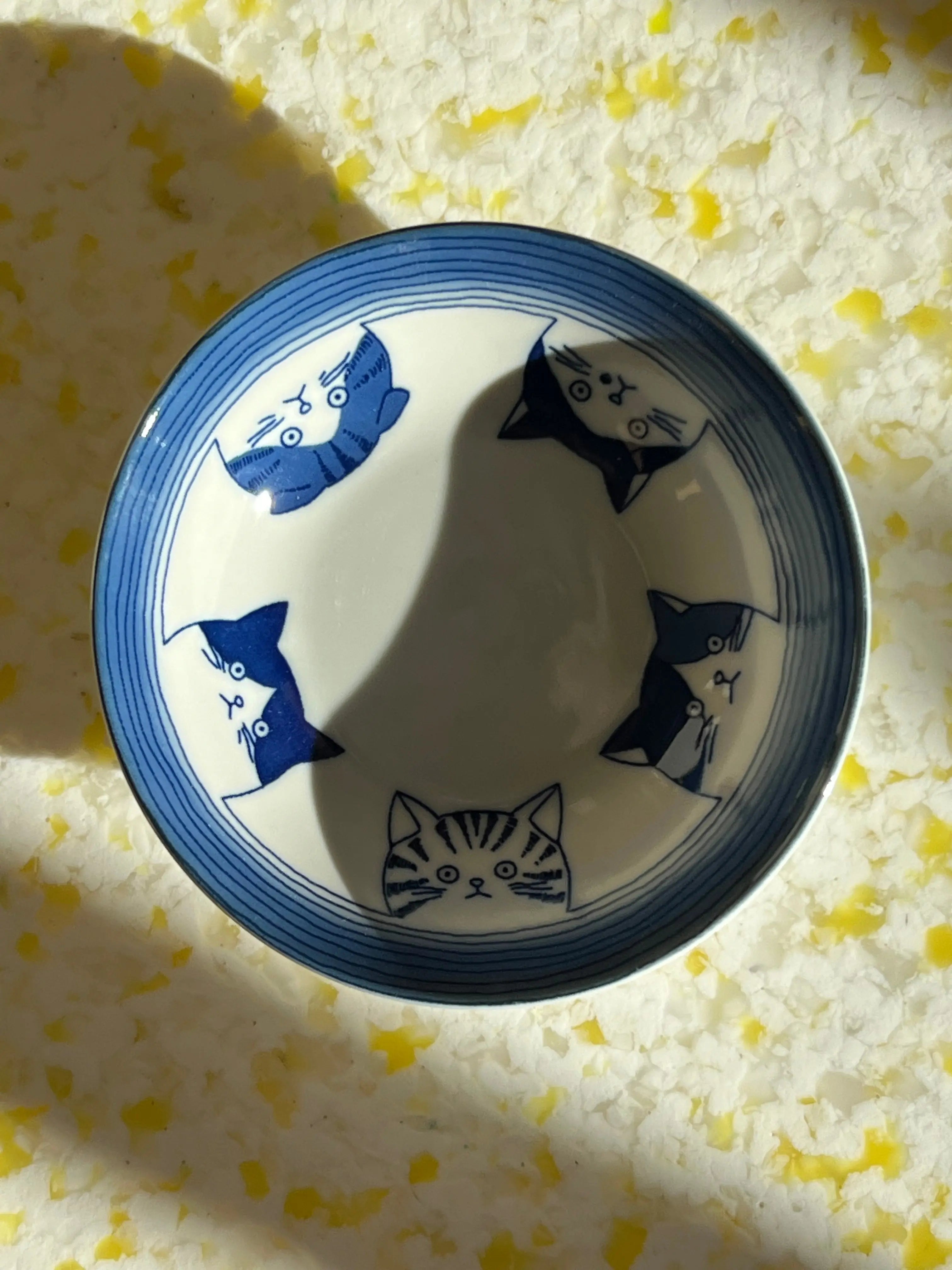Japansk skål med 5 blå katte | 13.5 cm Studio Hafnia
