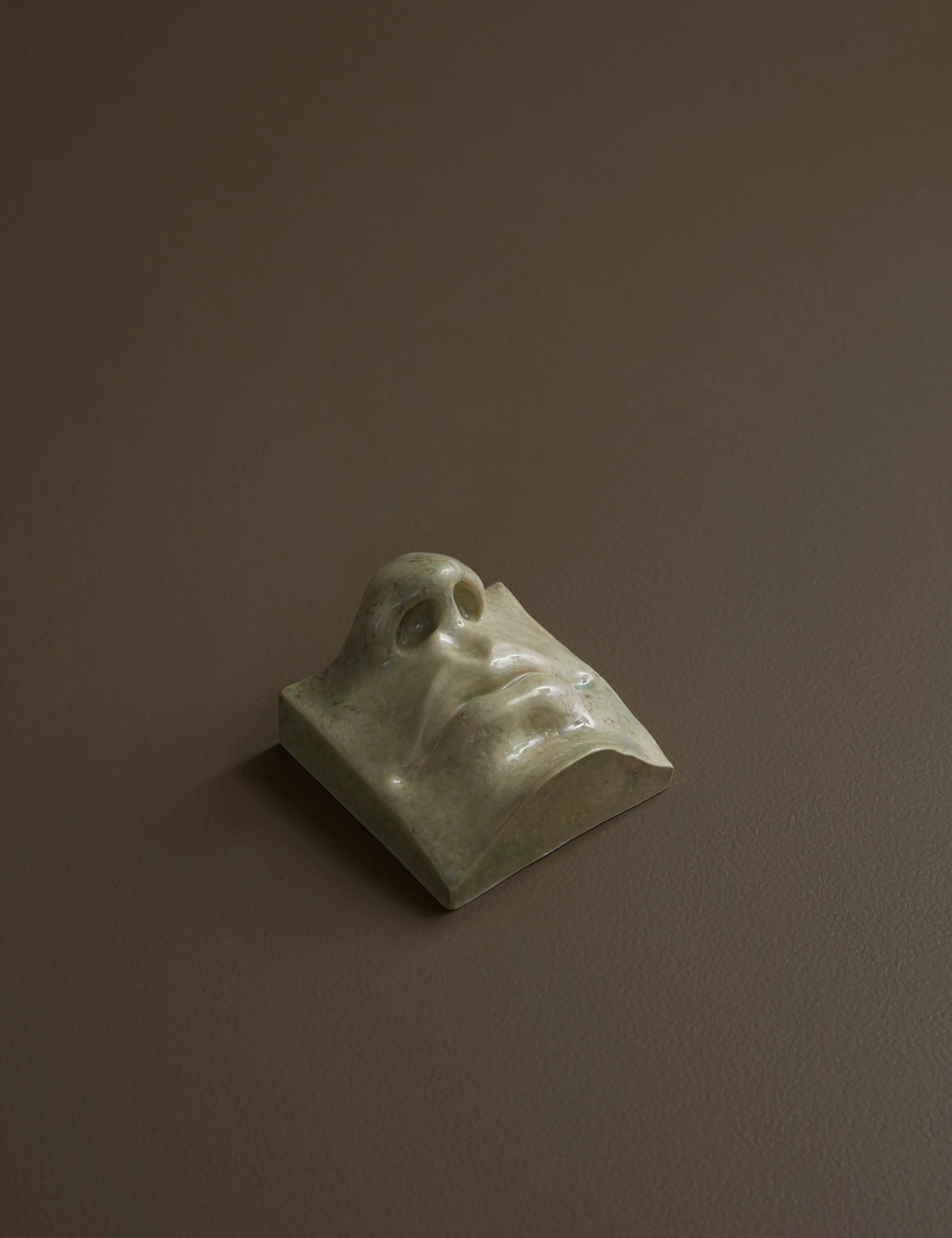 Mouth 1 i CrystalGreen stentøj Laoru Laoru