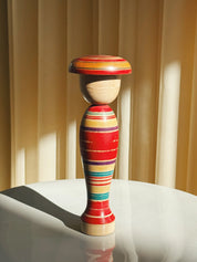 Vintage Kokeshi Dukke Nr. 233 fra Japan – Håndlavet | H 21 cm Studio Hafnia