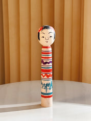 Vintage Kokeshi Dukke Nr. 239 fra Japan – Håndlavet | H 17 cm Studio Hafnia