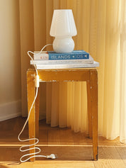 Vintage Murano Baby Mushroom Bordlampe H22 cm – Hvidt Swirl Glas Studio Hafnia