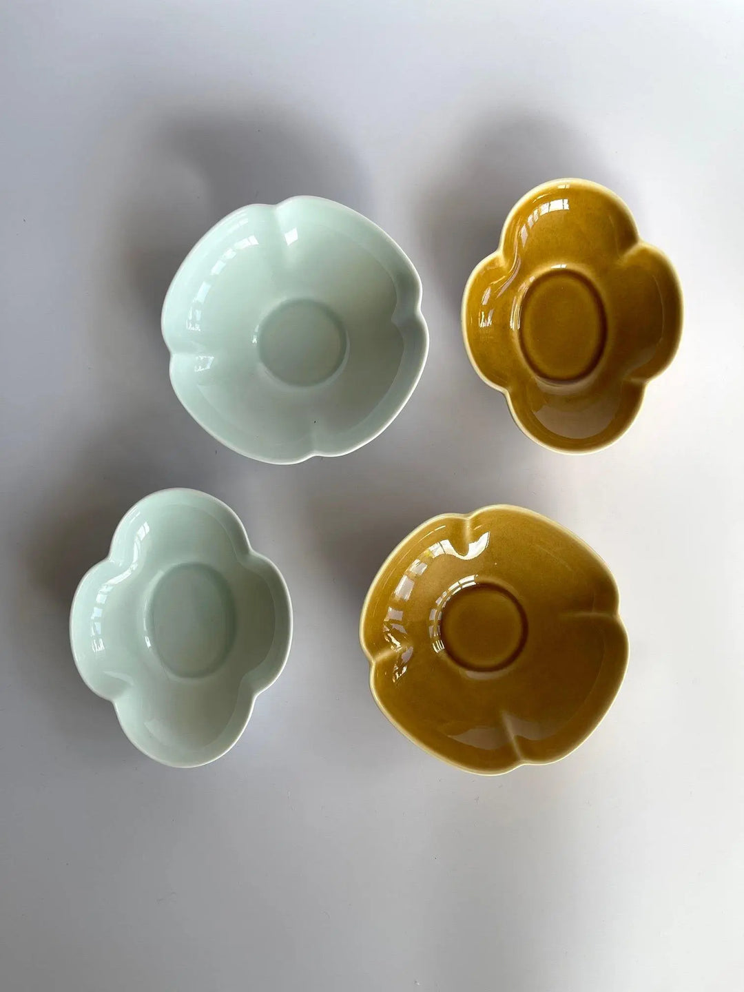 Mizu-Mizu skål | Lys brun eller blåhvid Studio Hafnia