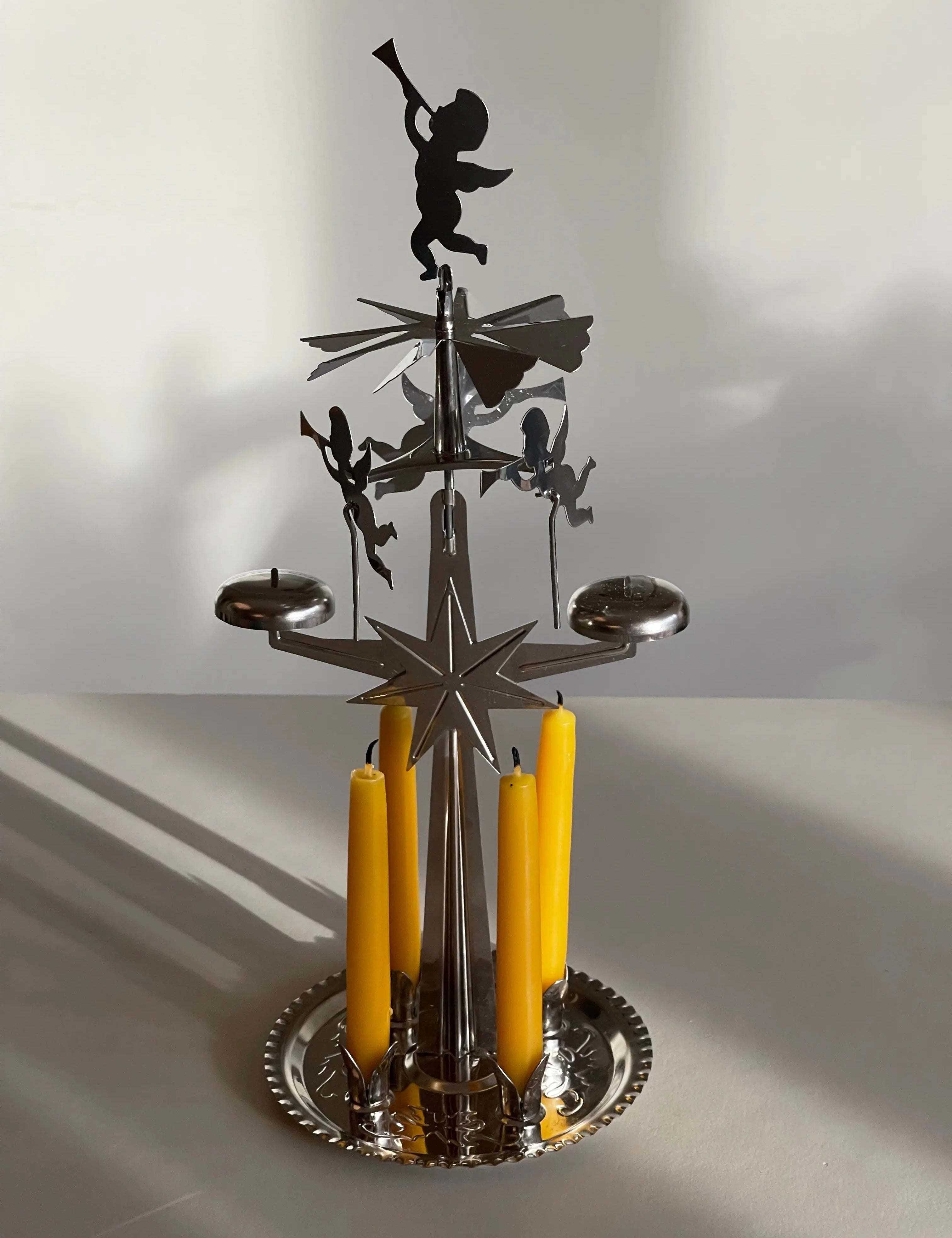 Svensk, klassisk englespil i sølv Studio Hafnia