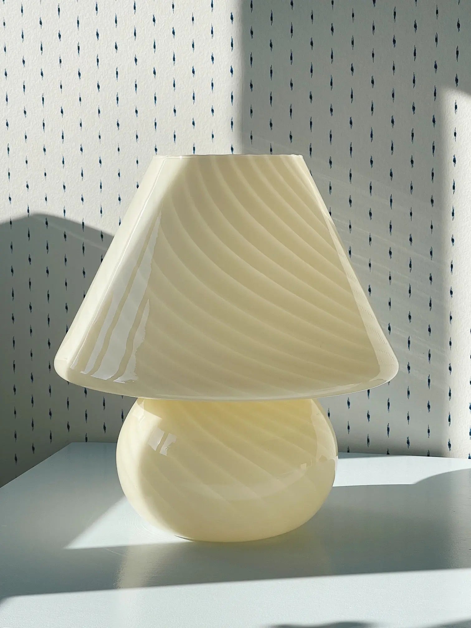 Vintage Murano Mushroom bordlampe | Gul, H40 cm Studio Hafnia