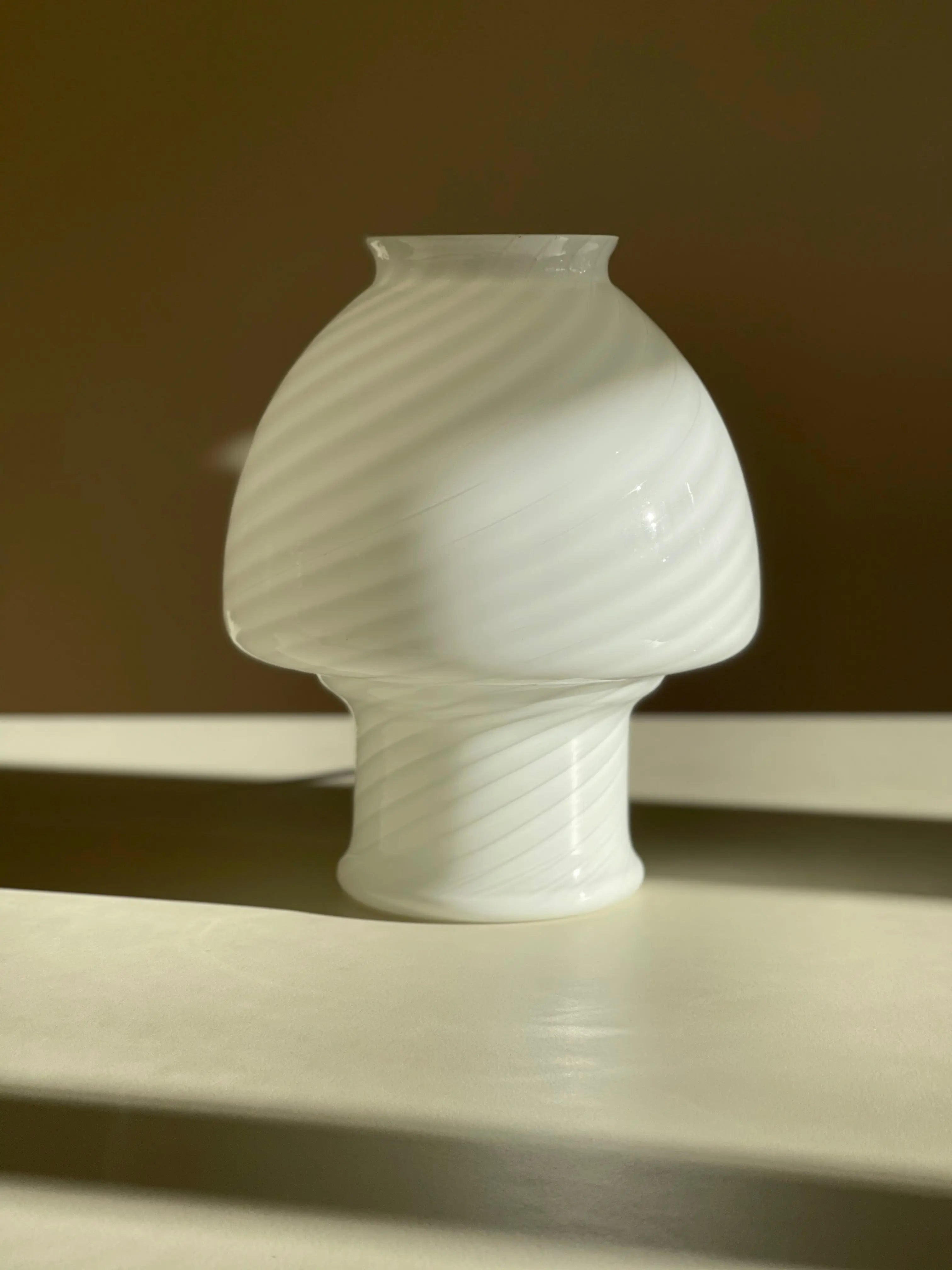 Vintage murano mushroom bordlampe | Hvid, H28cm Murano