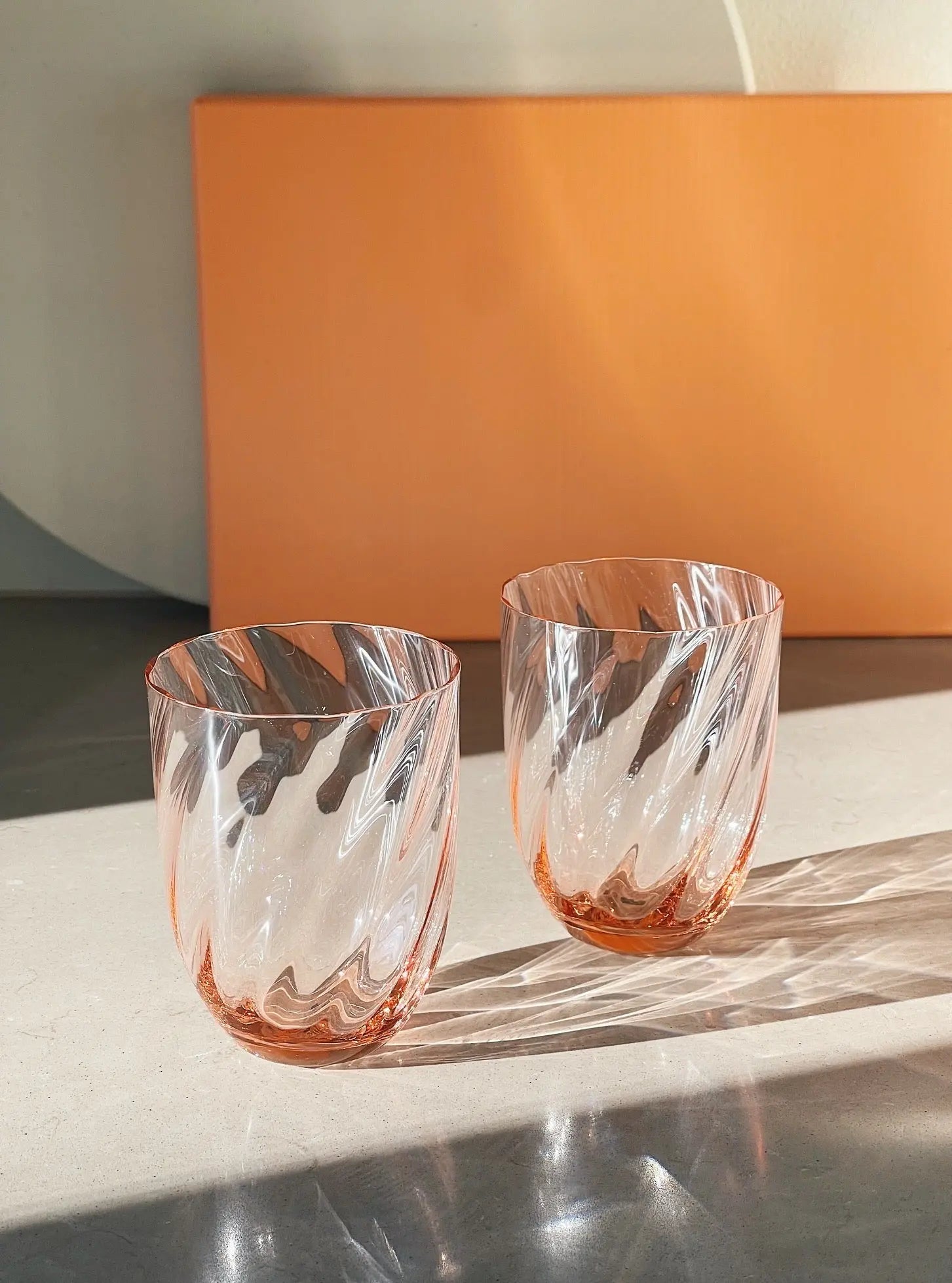 Anna Von Lipa Glas