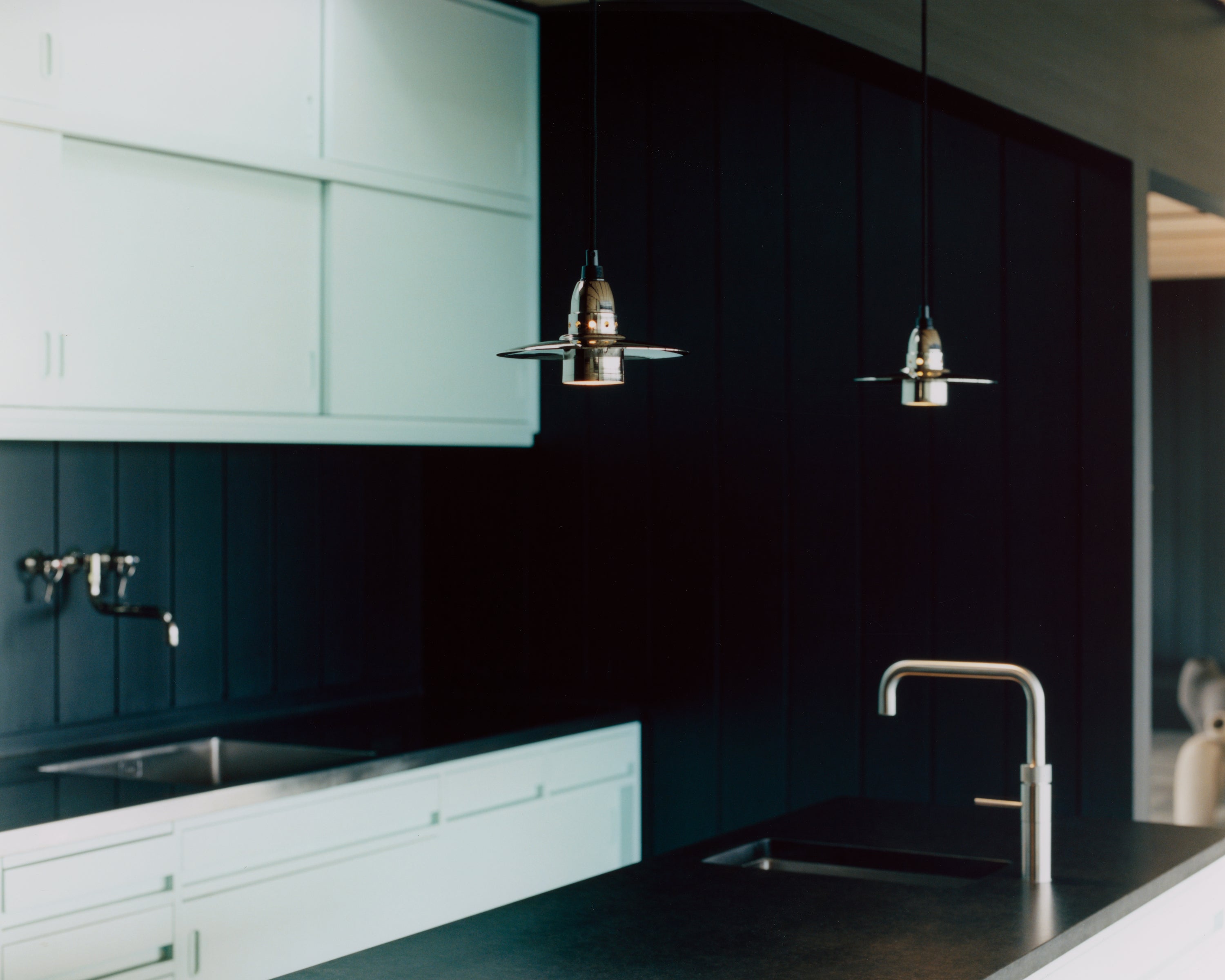 Fripon 'Filosof' lampe i nikkelbelagt metal