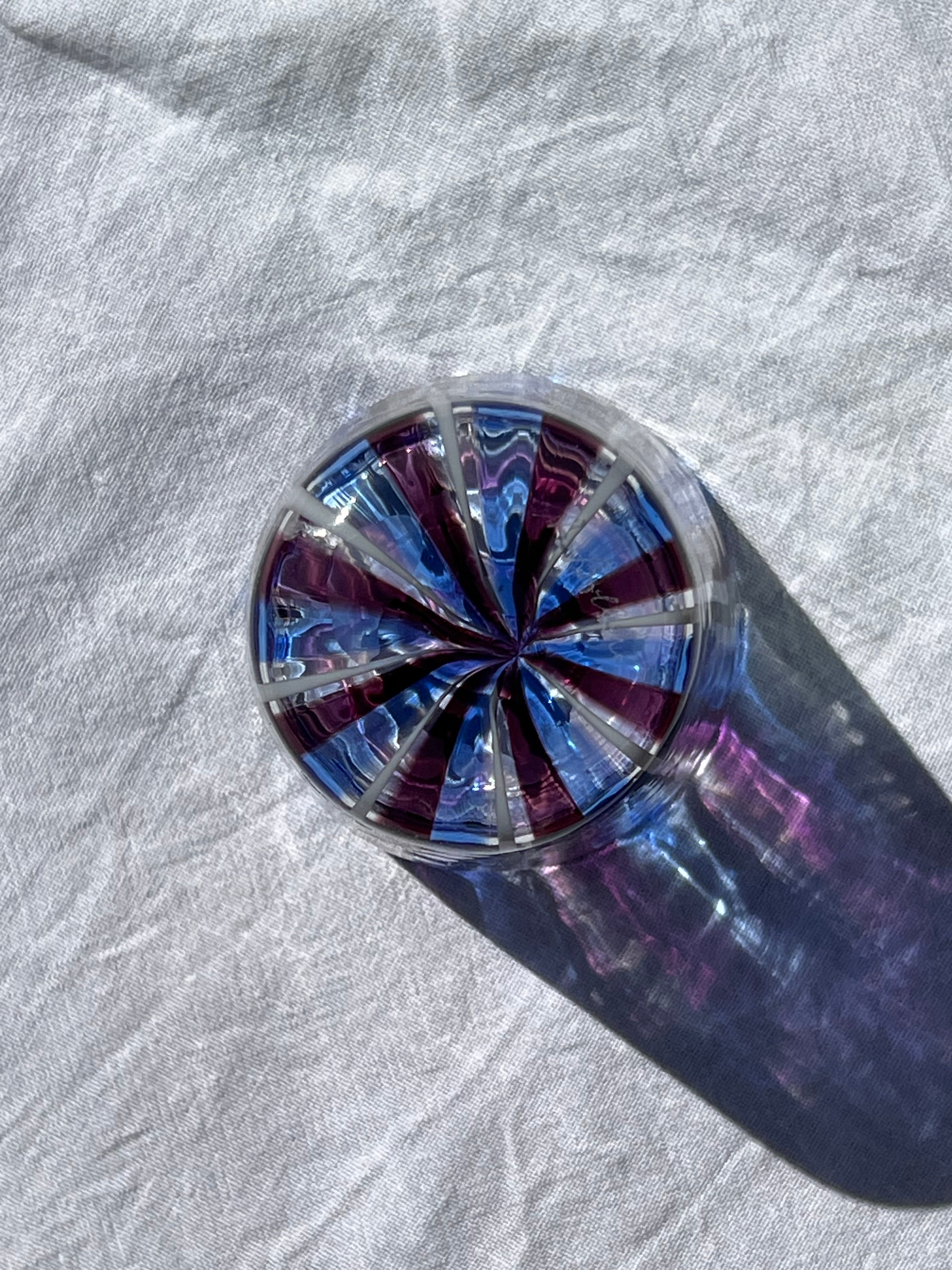 Håndblæst Murano Glas med Blå, Ametyst og Hvide Striber Murano