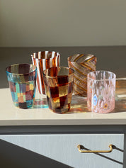 Håndblæst Murano Glas med skaktern i lysebrun/karamel og mørkebrun Murano