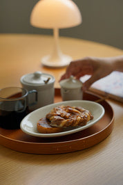 Shaker Round Tray Basic – round cherry wood tray made in the classic Shaker tradition