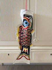 Sort Japansk Koinobori Fisk i Washi Papir til ophæng | 57 cm STUDIO HAFNIA