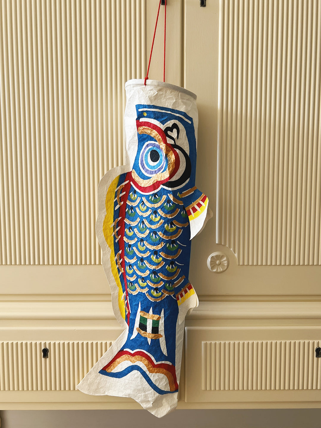 Blå Japansk Koinobori Fisk i Washi Papir til ophæng | 57 cm  STUDIO HAFNIA