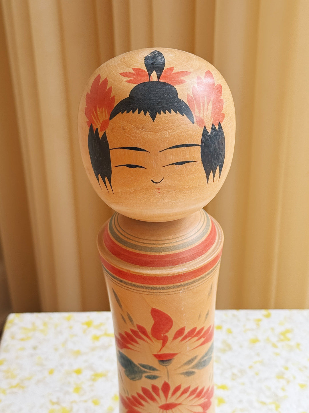 Vintage Kokeshi Dukke Nr. 219 fra Japan – Håndlavet | H30,5 cm Studio Hafnia