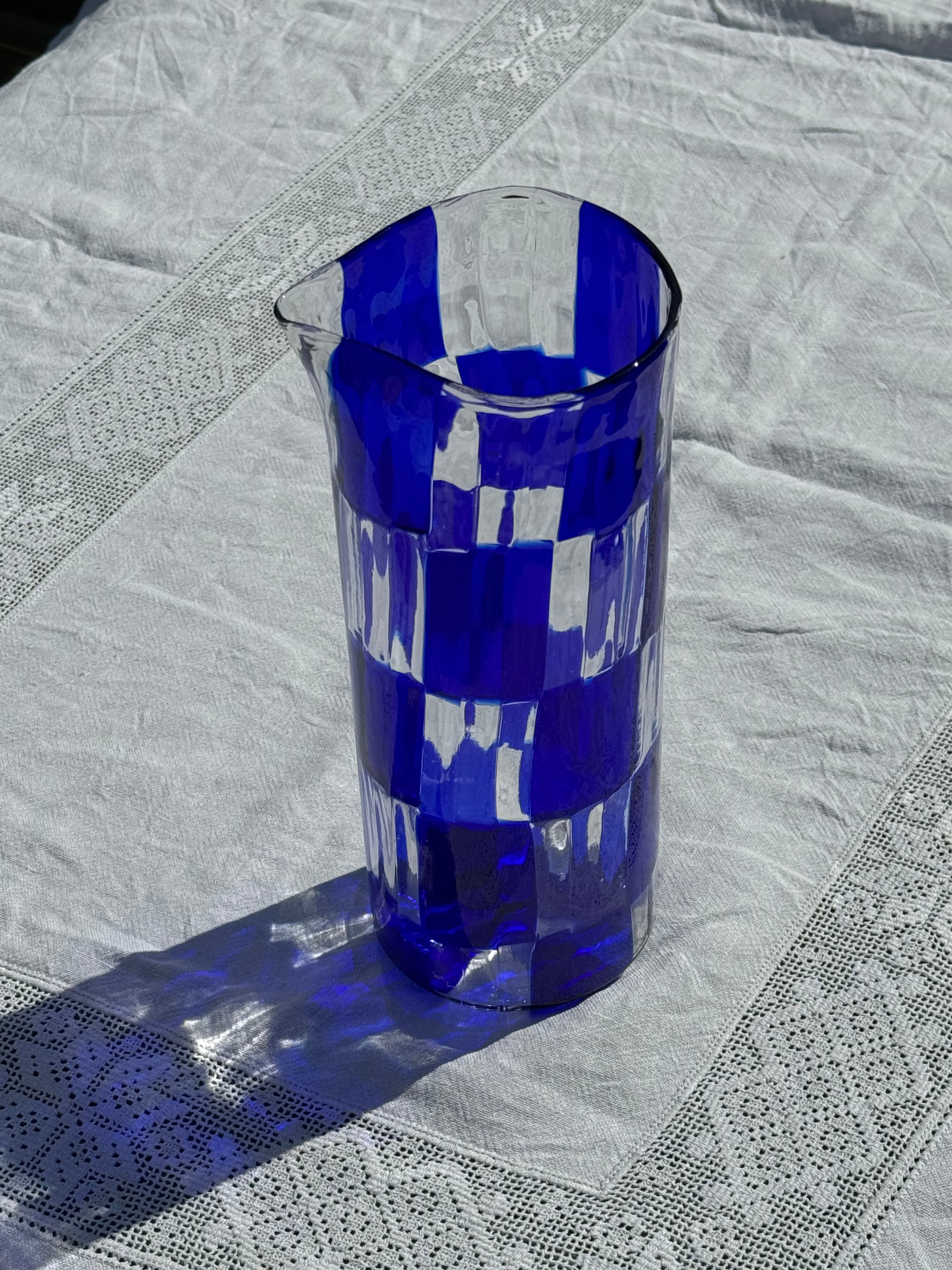 Håndblæst Murano Karaffel i Glas med Skaktern i Mørkeblå Murano