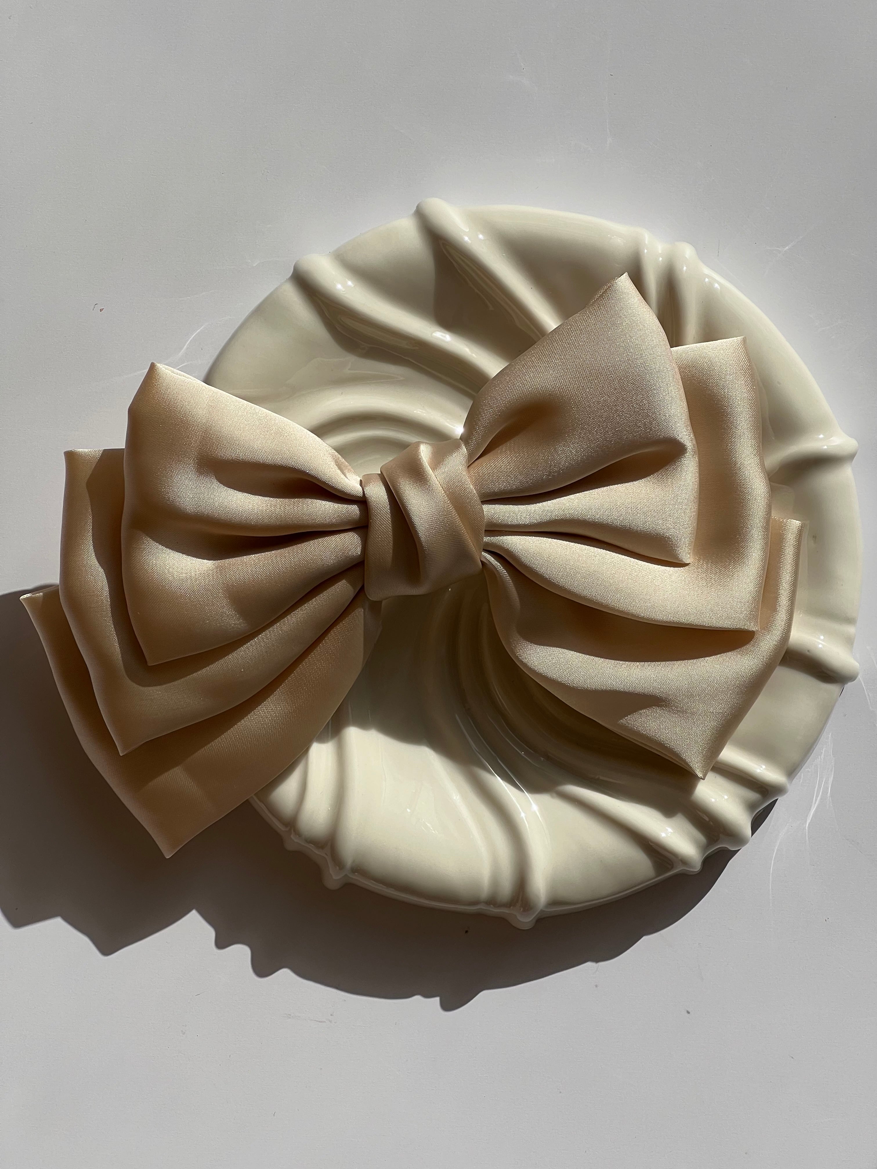Sløjfe Hårklemme i Satin 16 cm | 4 forskellige farver STUDIO HAFNIA