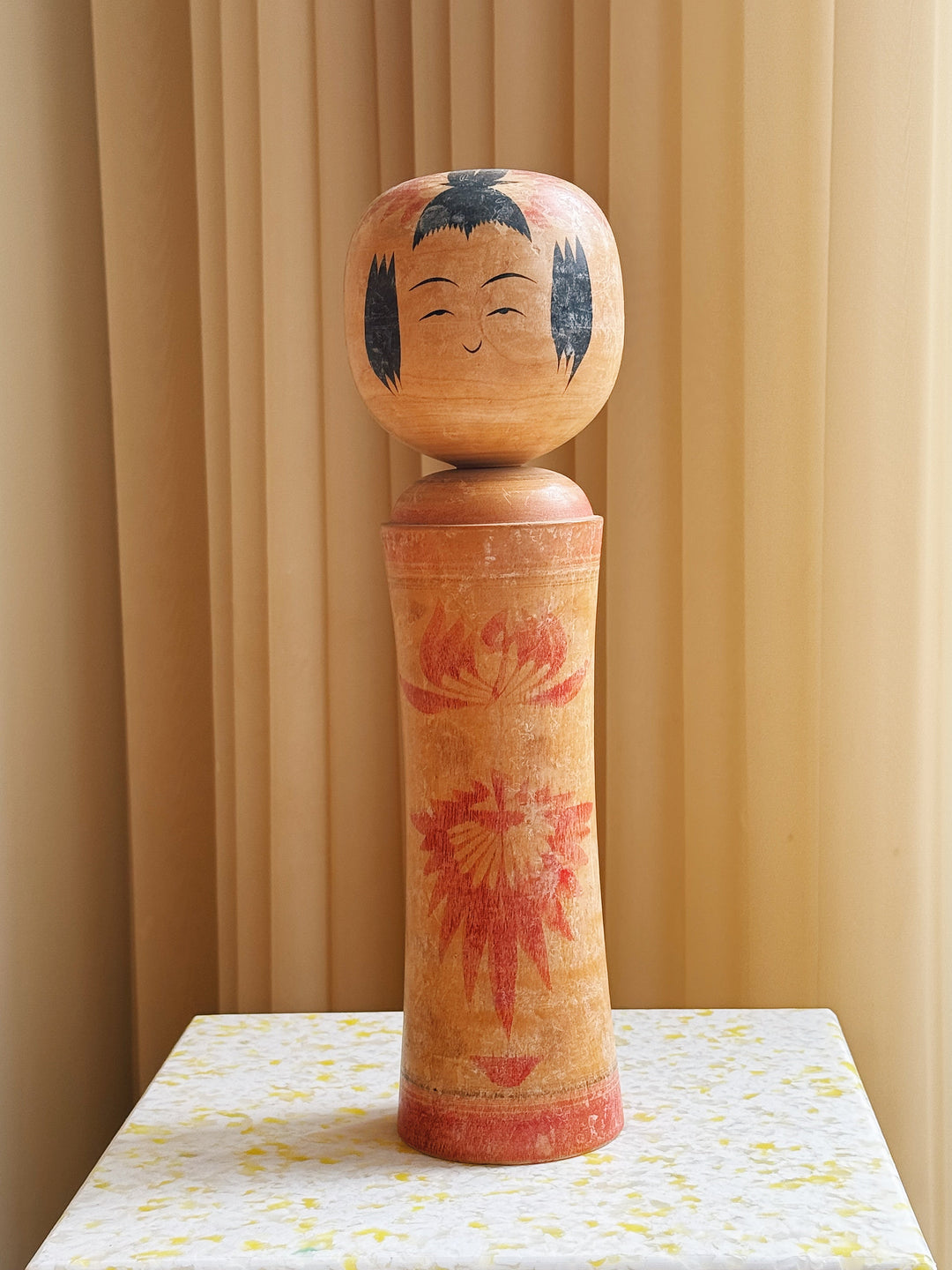 Vintage Kokeshi Dukke Nr. 216 fra Japan – Håndlavet | H36,5 cm Studio Hafnia