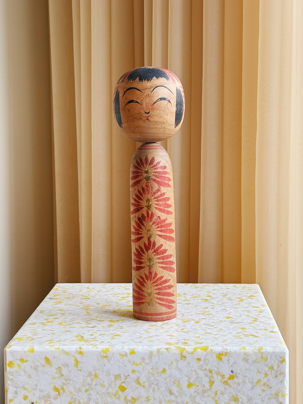 Vintage Kokeshi Dukke Nr. 198 fra Japan – Håndlavet | H30,5 cm Studio Hafnia