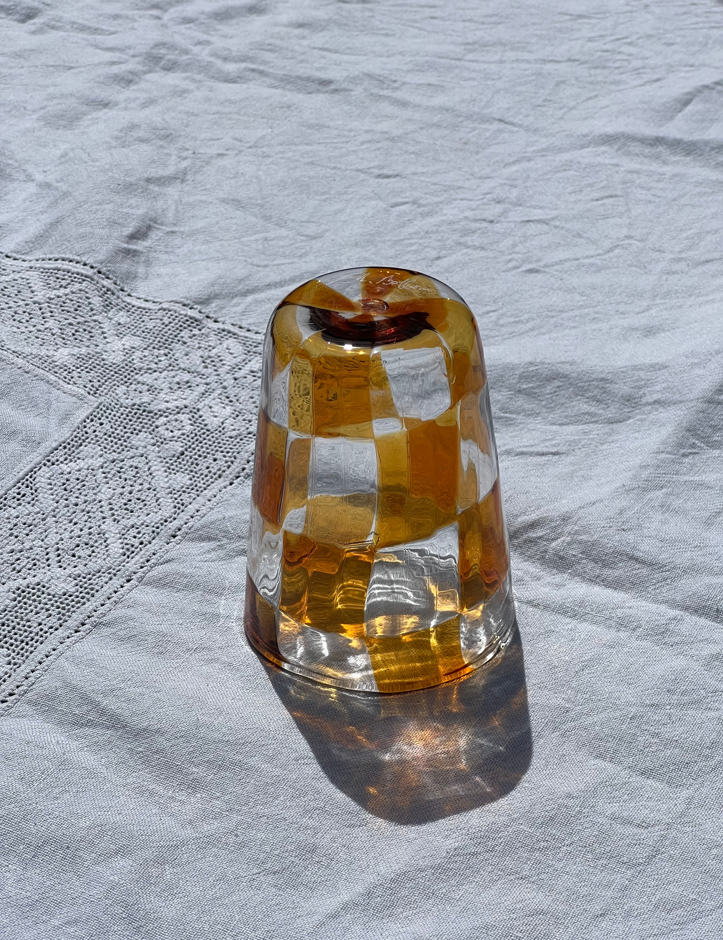 Håndblæst Murano Glas med skaktern i topasfarvet (gylden gul) Murano