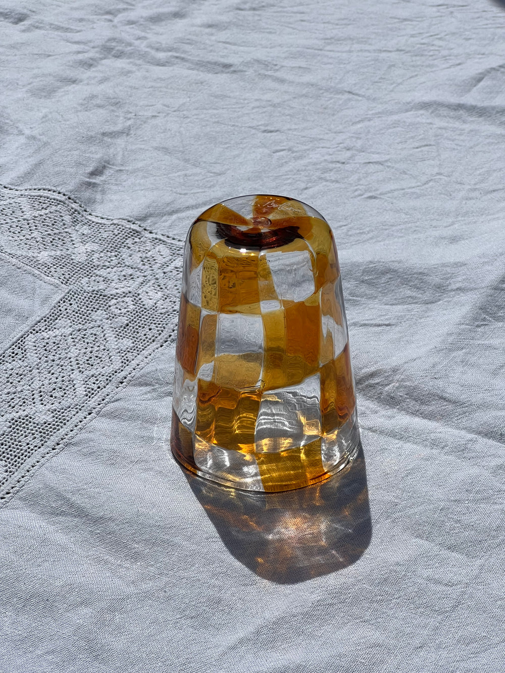 Håndblæst Murano Glas med skaktern i topasfarvet (gylden gul) Murano
