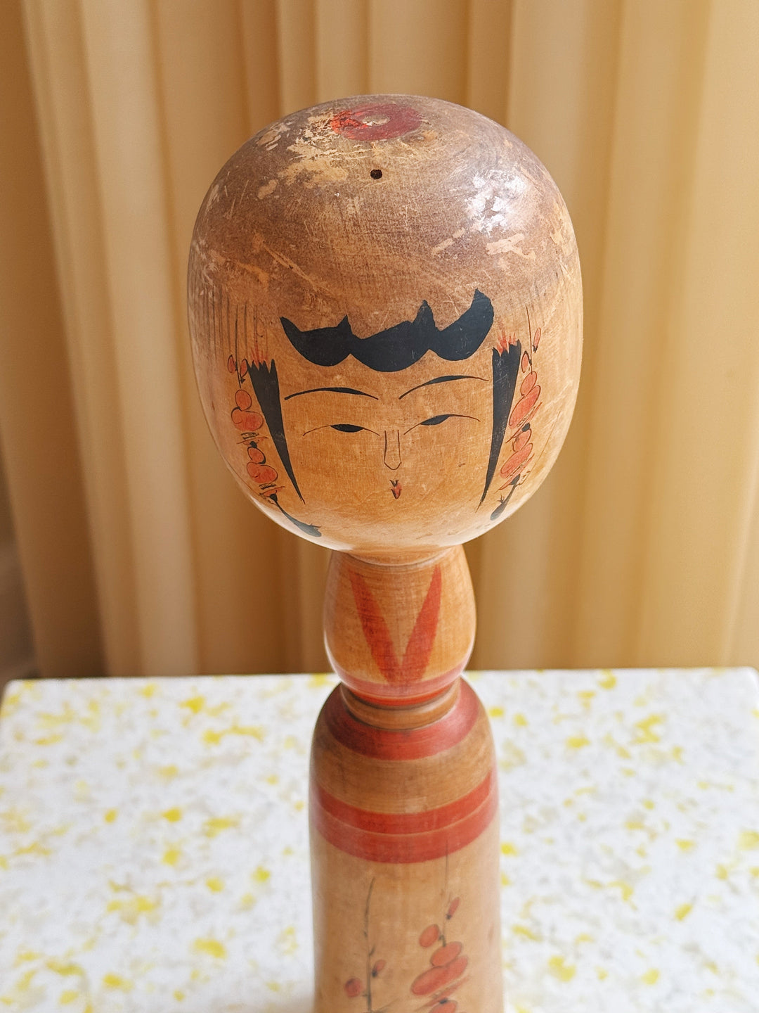 Vintage Kokeshi Dukke Nr. 214 fra Japan – Håndlavet | H31 cm Studio Hafnia