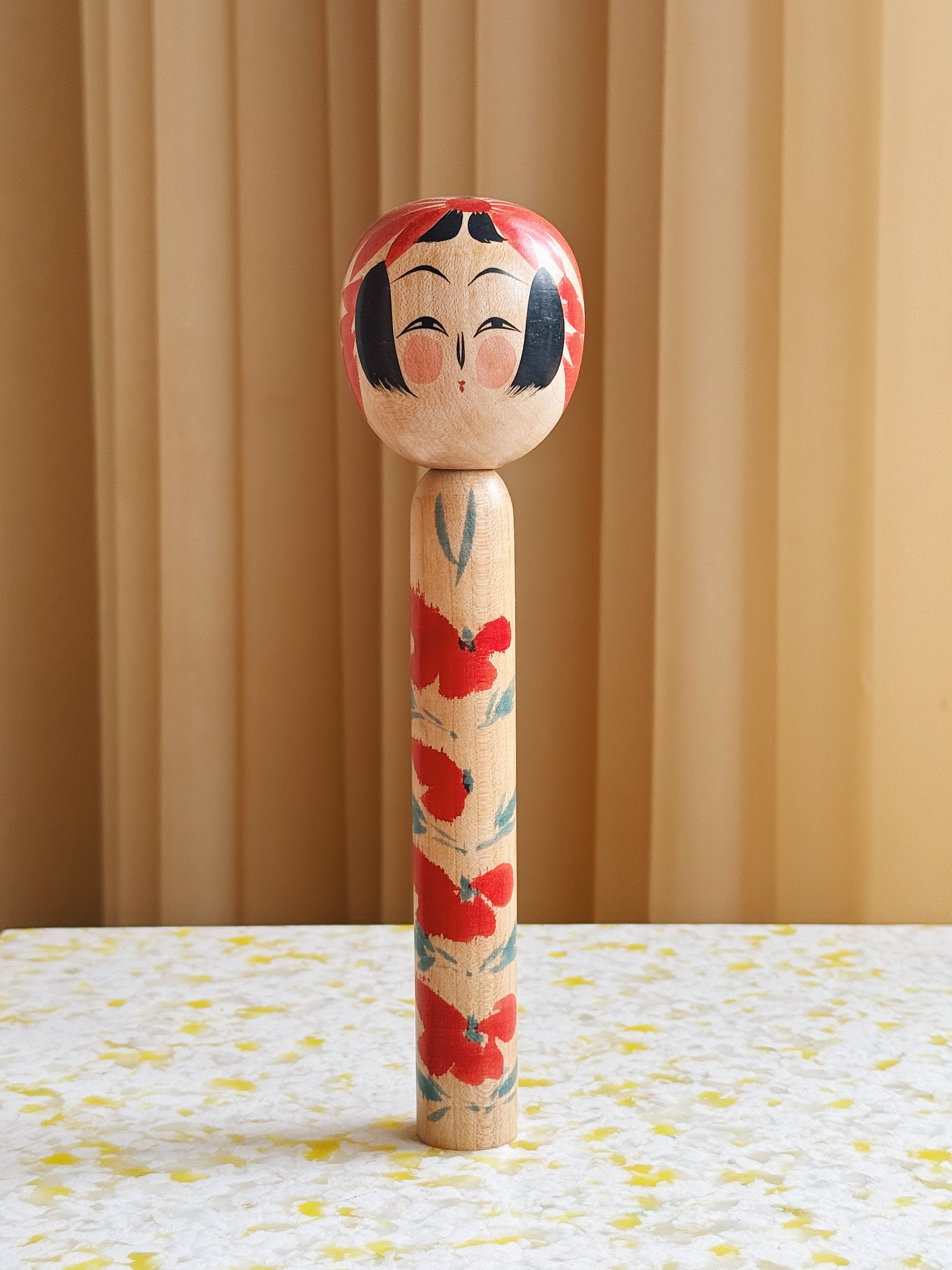 Vintage Kokeshi Dukke Nr. 209 fra Japan – Håndlavet | H21 cm Studio Hafnia