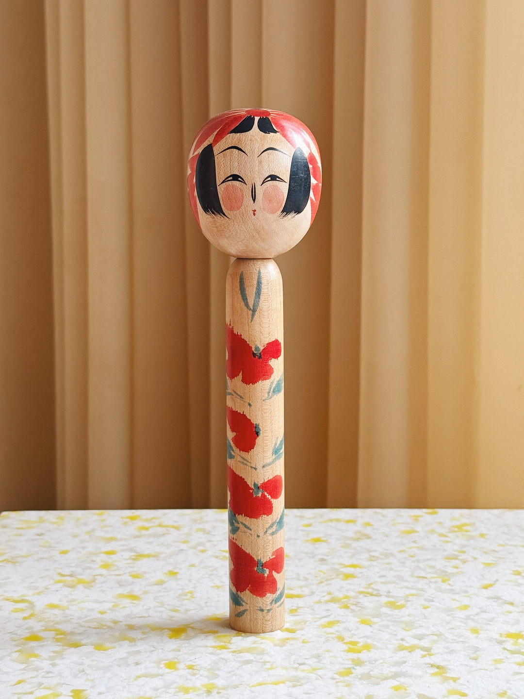 Vintage Kokeshi Dukke Nr. 209 fra Japan – Håndlavet | H21 cm Studio Hafnia