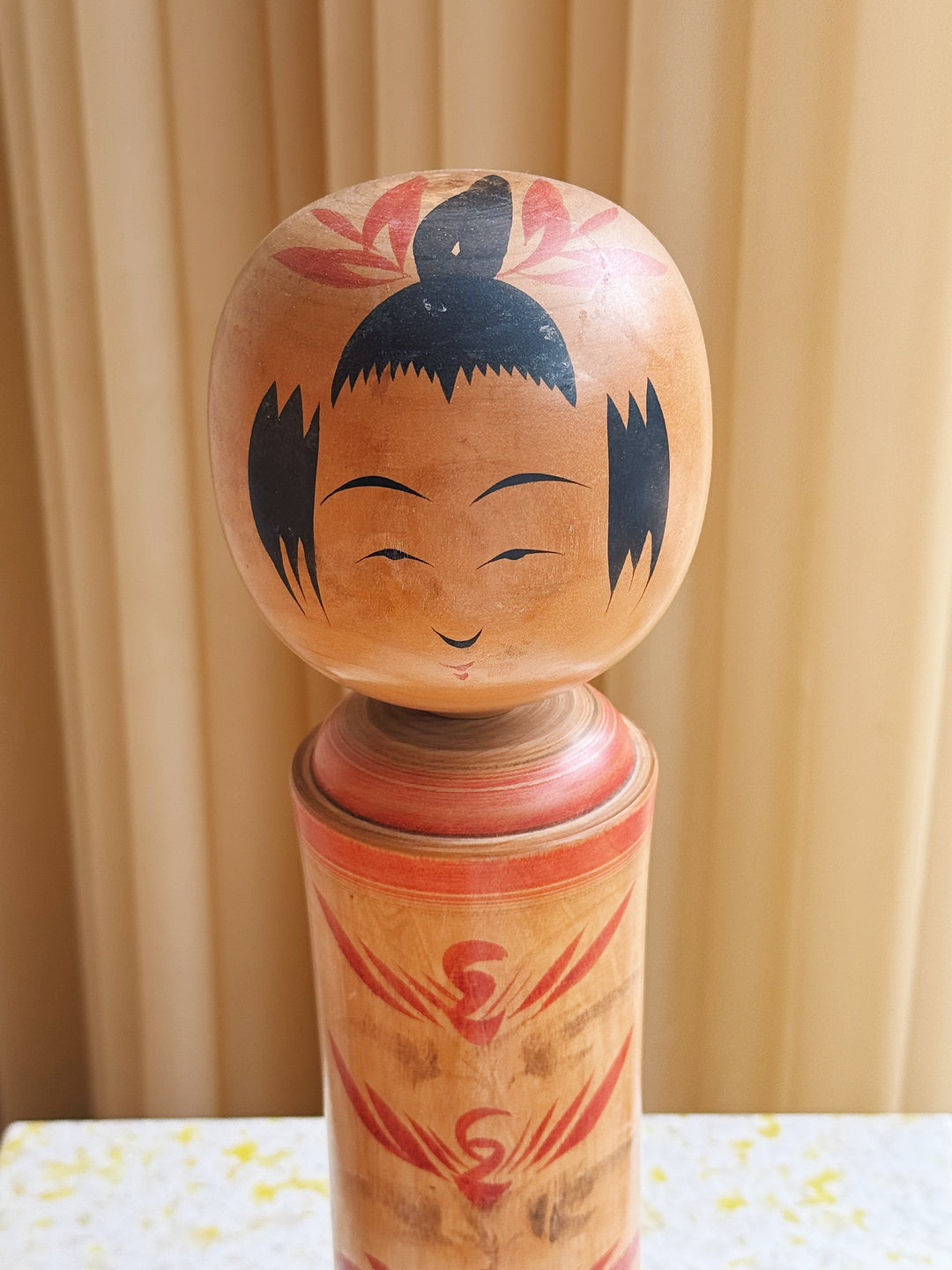 Vintage Kokeshi Dukke Nr. 217 fra Japan – Håndlavet | H33,5 cm Studio Hafnia