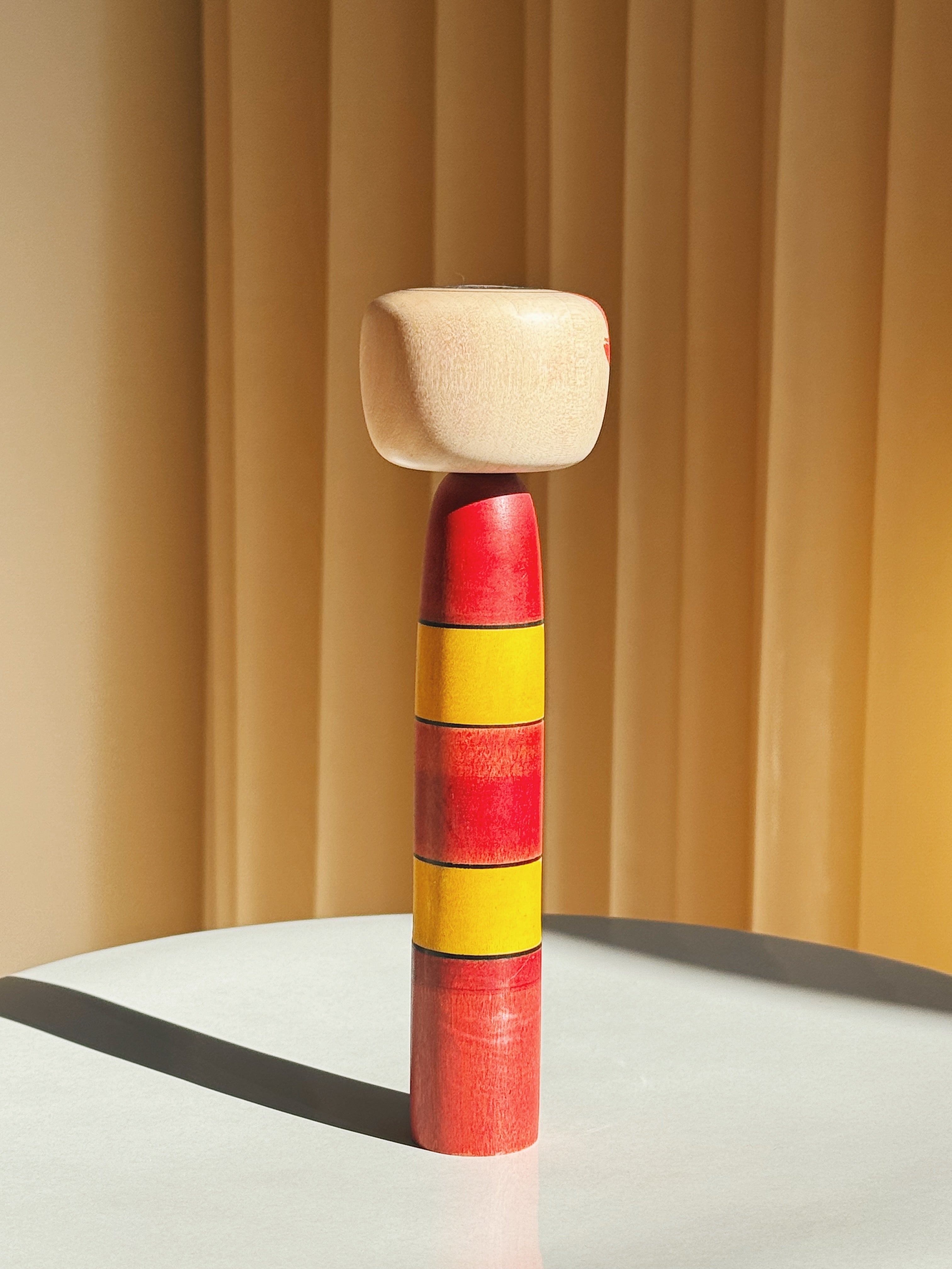 Vintage Kokeshi Dukke Nr. 231 fra Japan – Håndlavet | H 21 cm Studio Hafnia