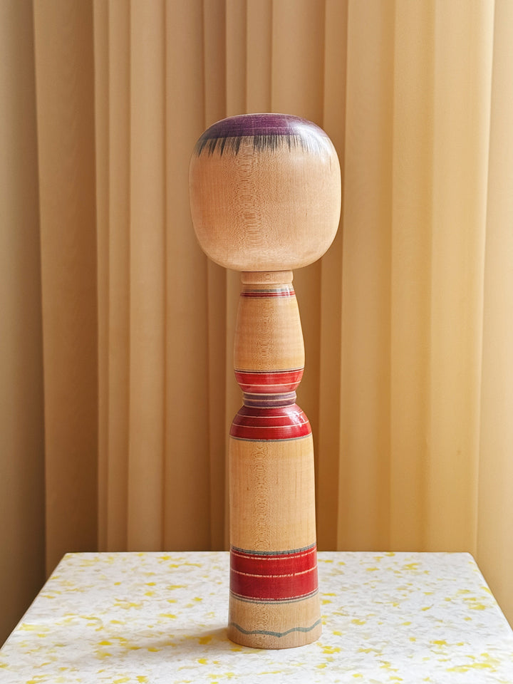 Vintage Kokeshi Dukke Nr. 211 fra Japan – Håndlavet | H30,5 cm Studio Hafnia