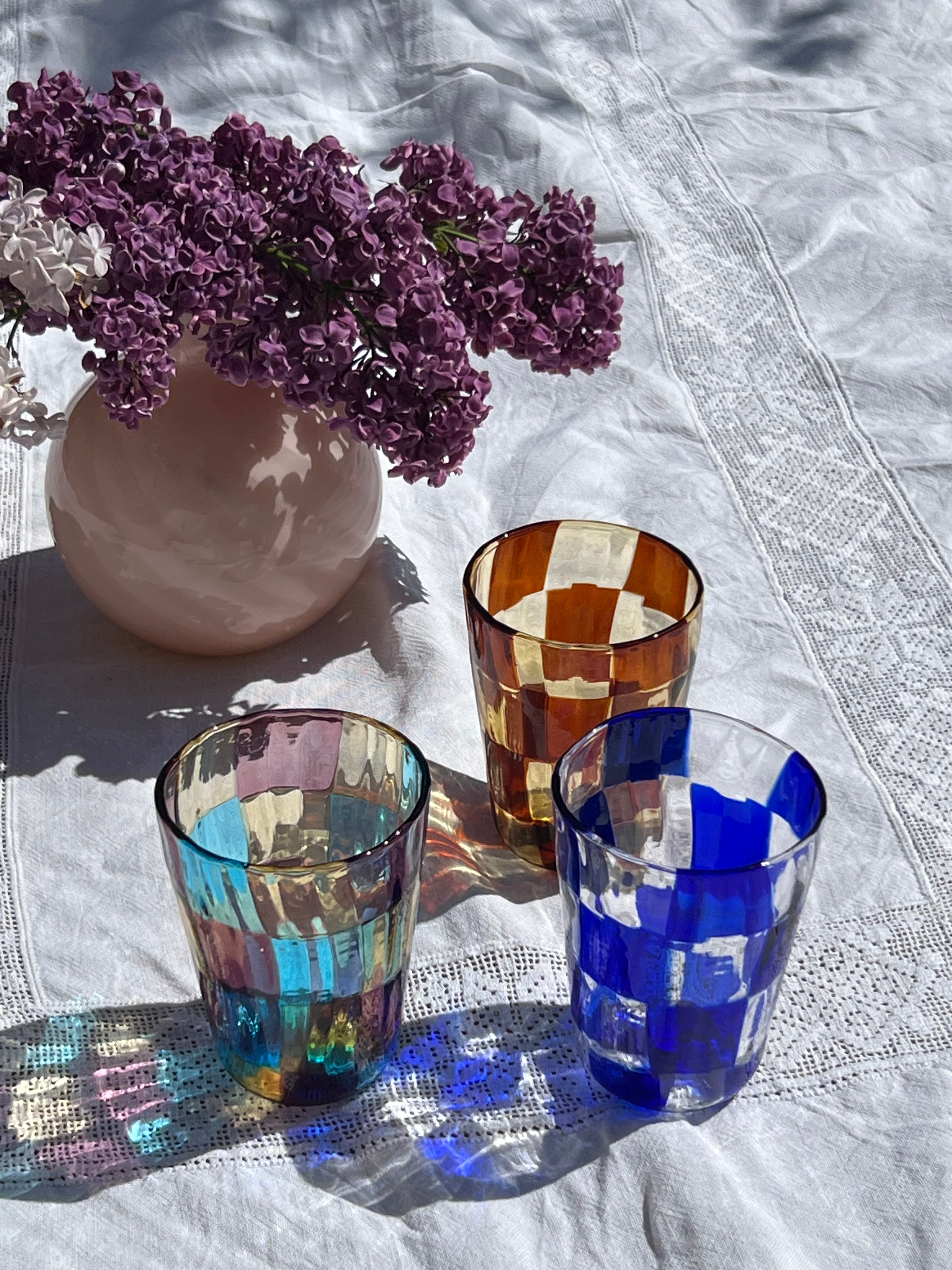 Håndblæst Murano Glas med skaktern i lysebrun/karamel og mørkebrun Murano
