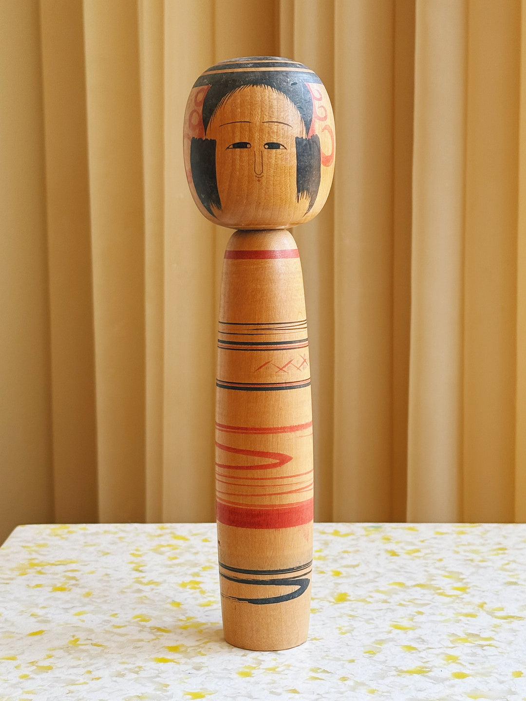Vintage Kokeshi Dukke Nr. 184 fra Japan – Håndlavet | H24,5 cm Studio Hafnia