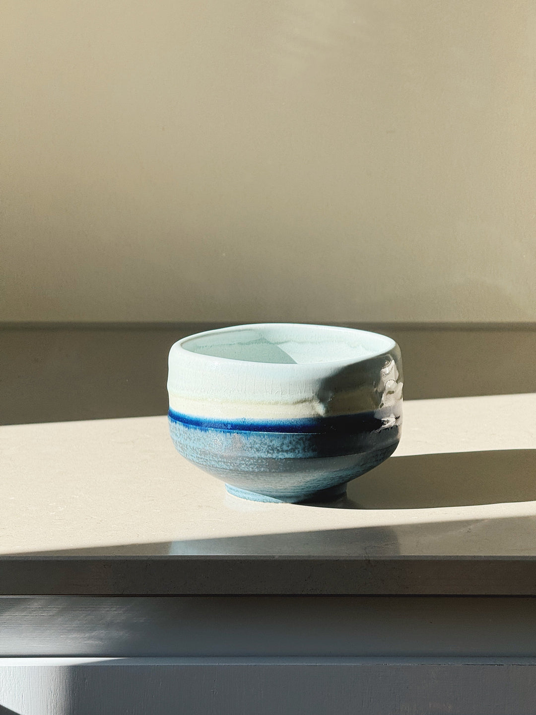 Japansk Matcha Skål i Keramik – Lyseblå & Mørkeblå Studio Hafnia
