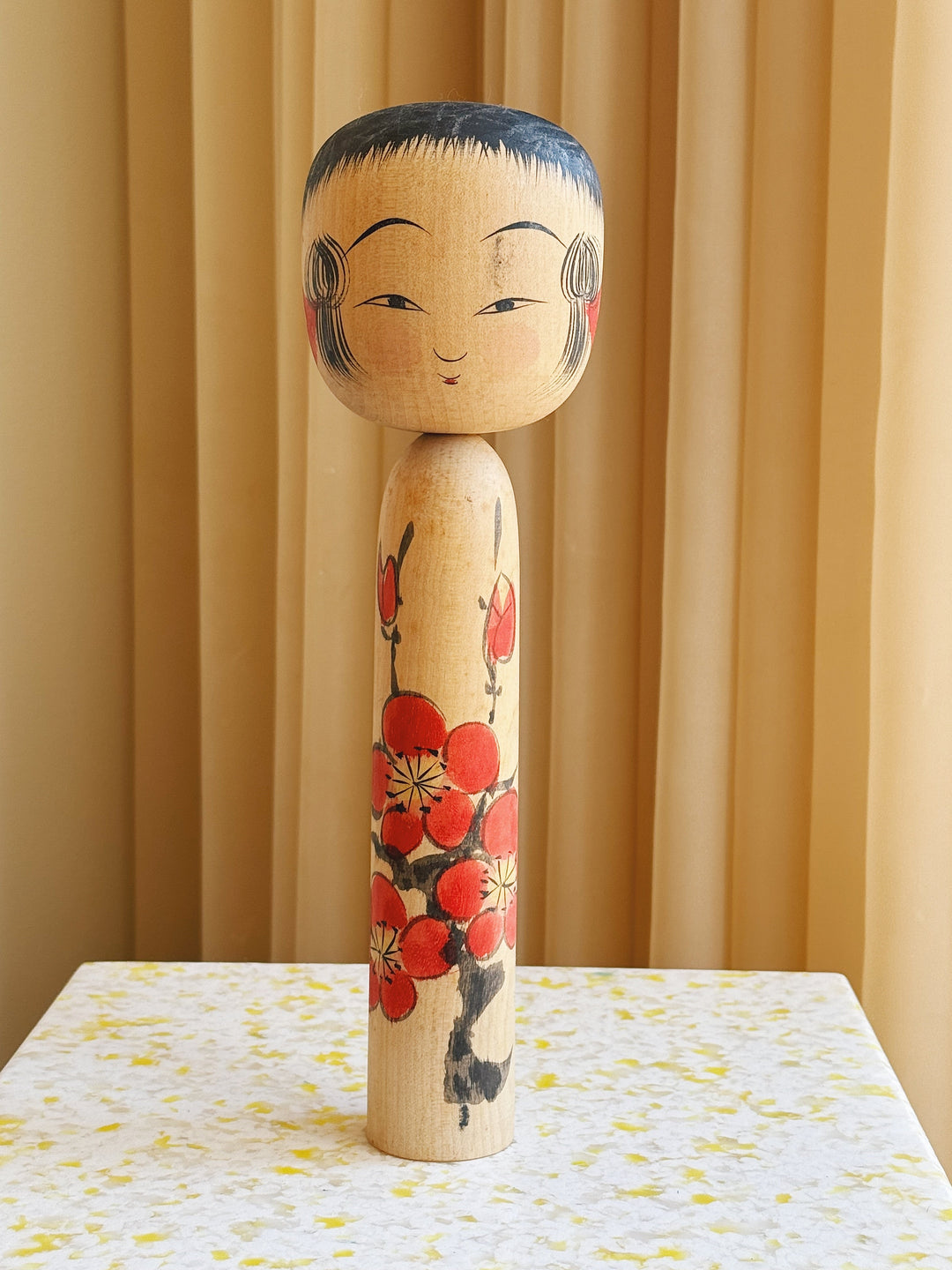 Vintage Kokeshi Dukke Nr. 180 fra Japan – Håndlavet | H31 cm Studio Hafnia