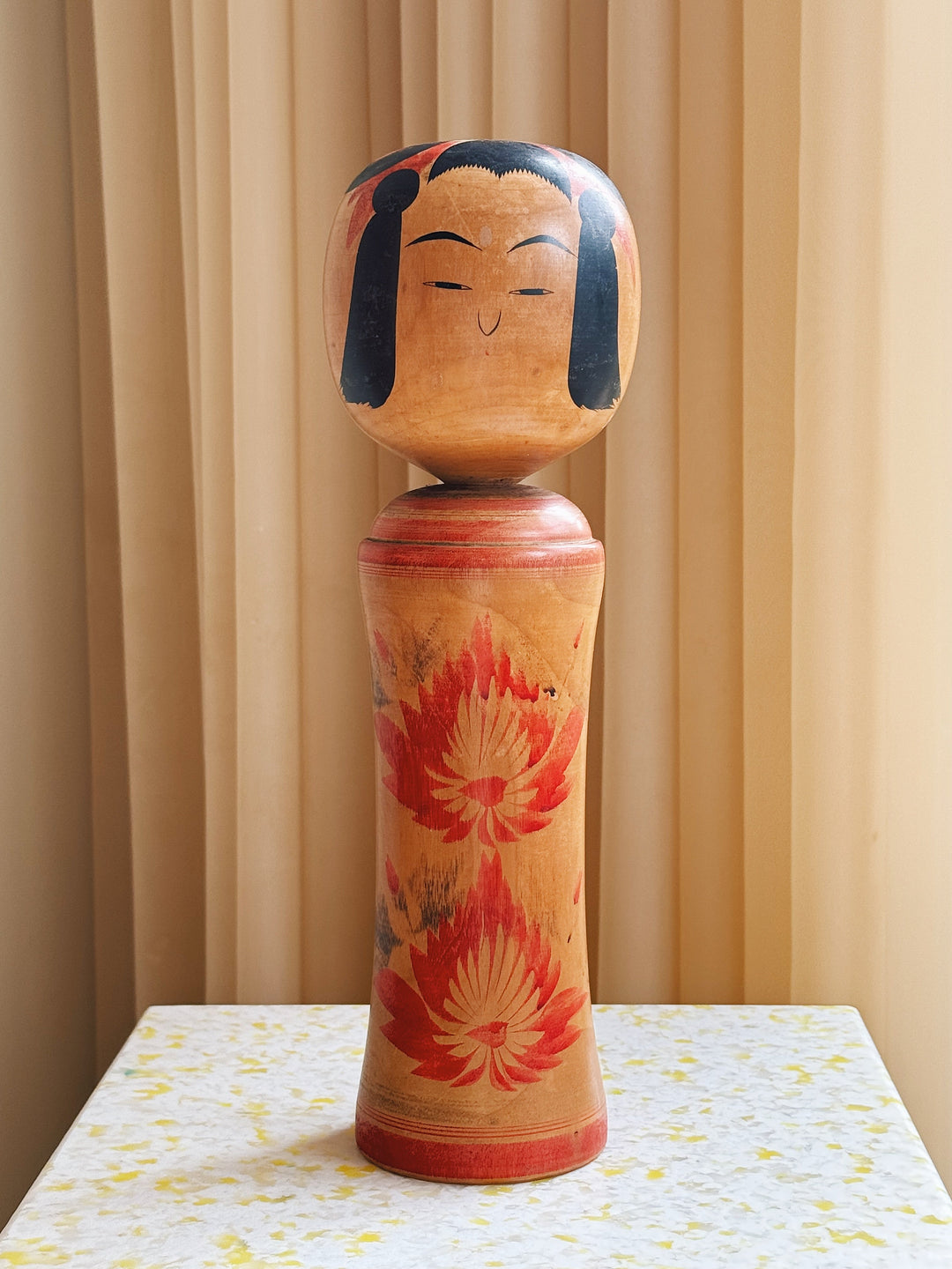 Vintage Kokeshi Dukke Nr. 156 fra Japan – Håndlavet | H34 cm Studio Hafnia
