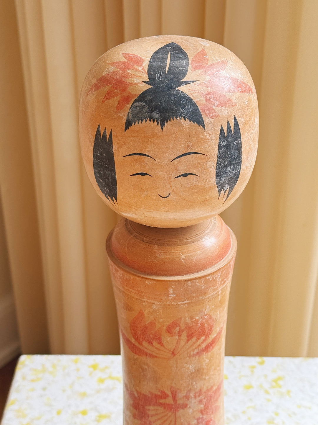 Vintage Kokeshi Dukke Nr. 216 fra Japan – Håndlavet | H36,5 cm Studio Hafnia