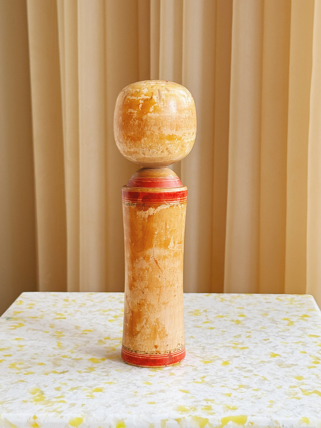 Vintage Kokeshi Dukke Nr. 196 fra Japan – Håndlavet | H21,5 cm Studio Hafnia