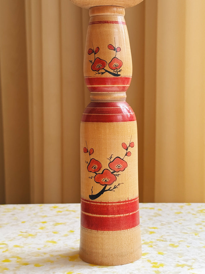 Vintage Kokeshi Dukke Nr. 211 fra Japan – Håndlavet | H30,5 cm Studio Hafnia