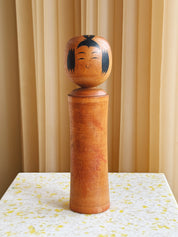 Vintage Kokeshi Dukke Nr. 197 fra Japan – Håndlavet | H27,5 cm Studio Hafnia