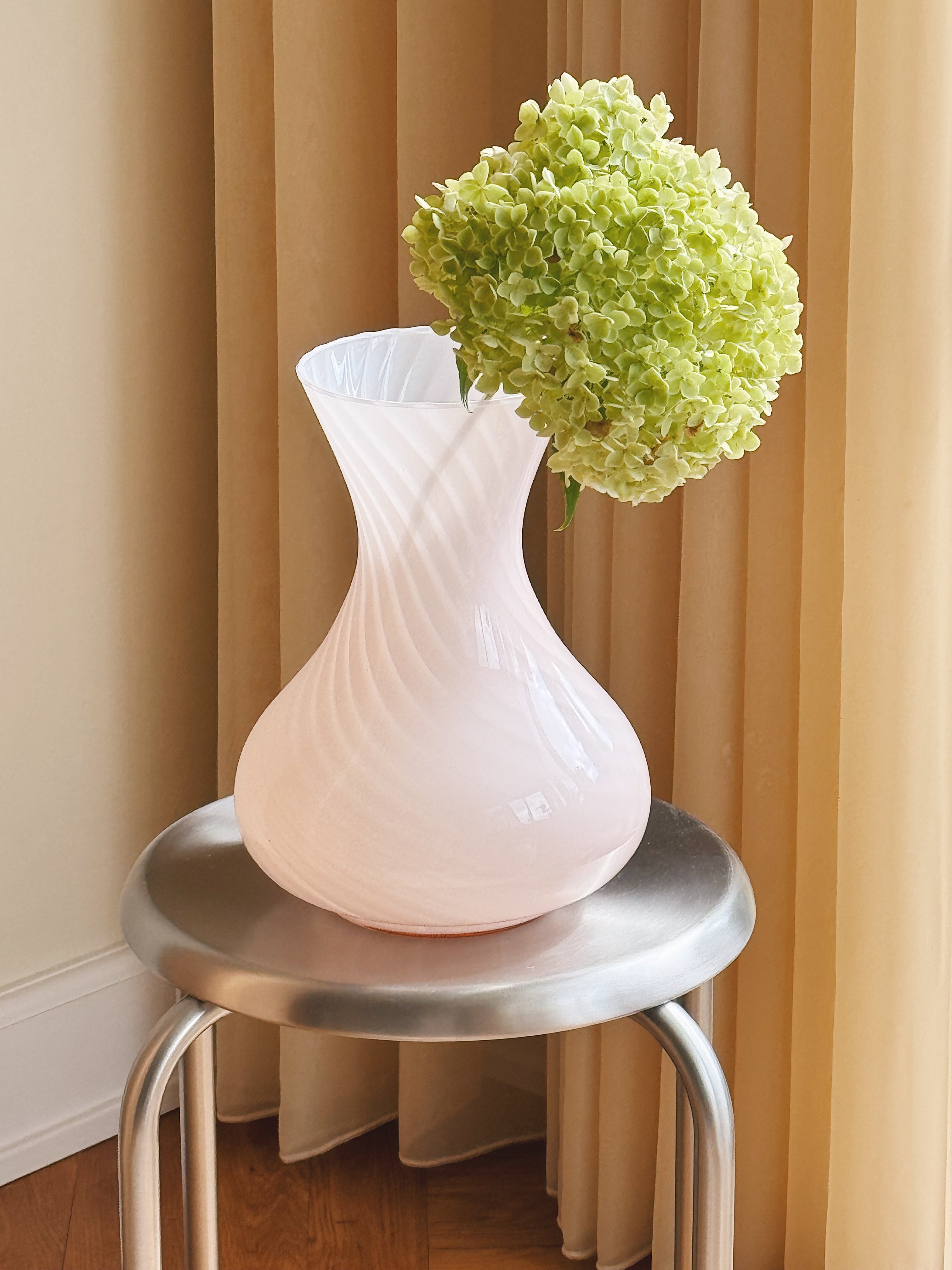 Vintage Murano Vase i Lys Pink | H27 cm Studio Hafnia