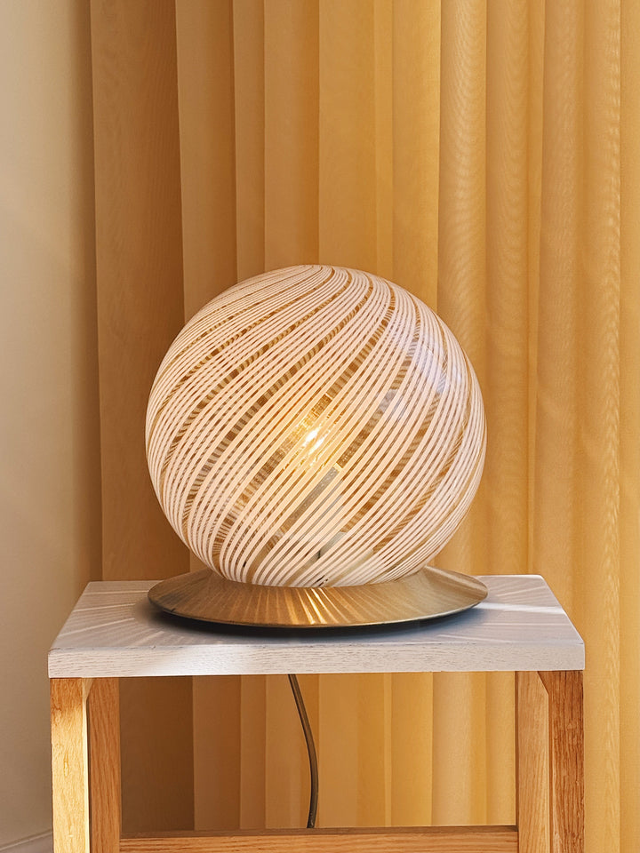 Vintage Murano swirl globe bordlampe | Klar/guld glas, H25 cm Murano