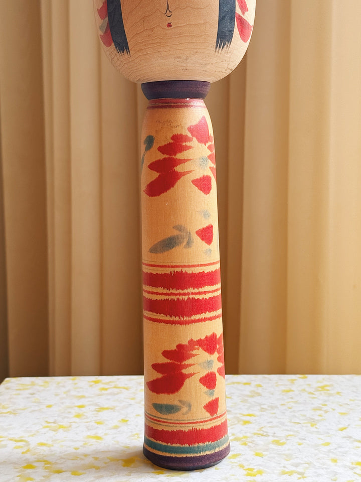 Vintage Kokeshi Dukke Nr. 212 fra Japan – Håndlavet | H30 cm Studio Hafnia