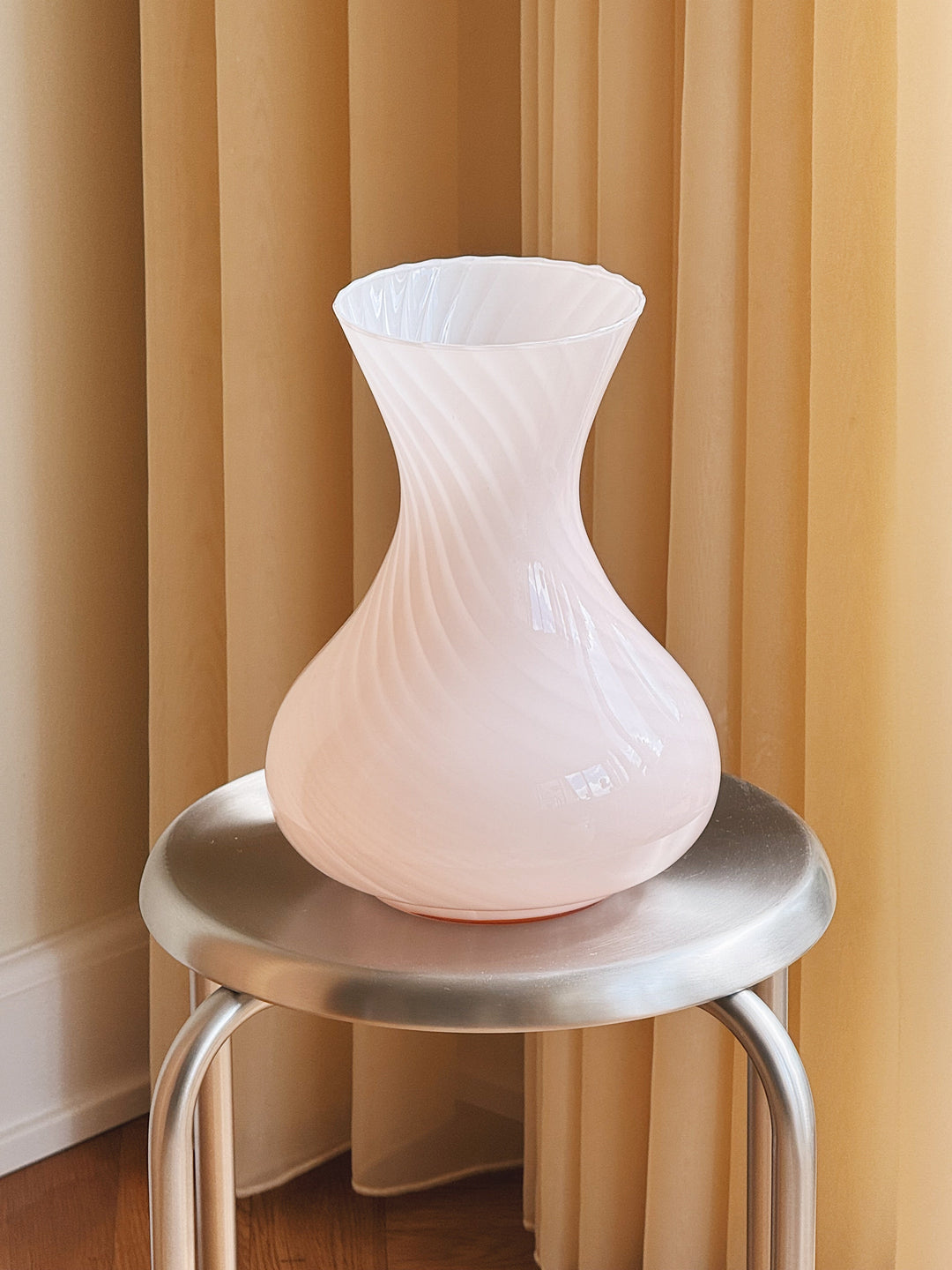 Vintage Murano Vase i Lys Pink | H27 cm Studio Hafnia
